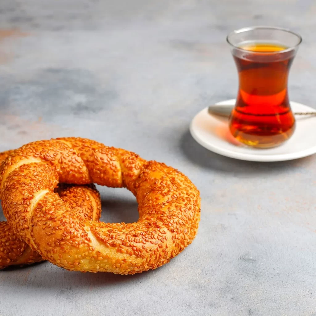 معرفی غذاهای معروف ترکیه ( سیمیت )